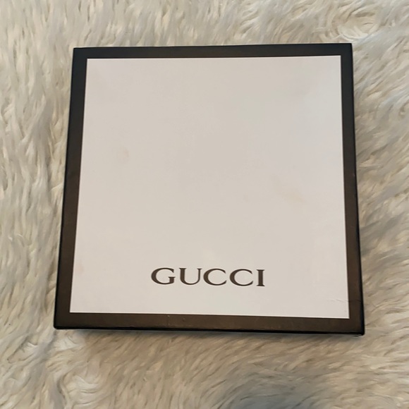 Hat - Picture 2 of 4